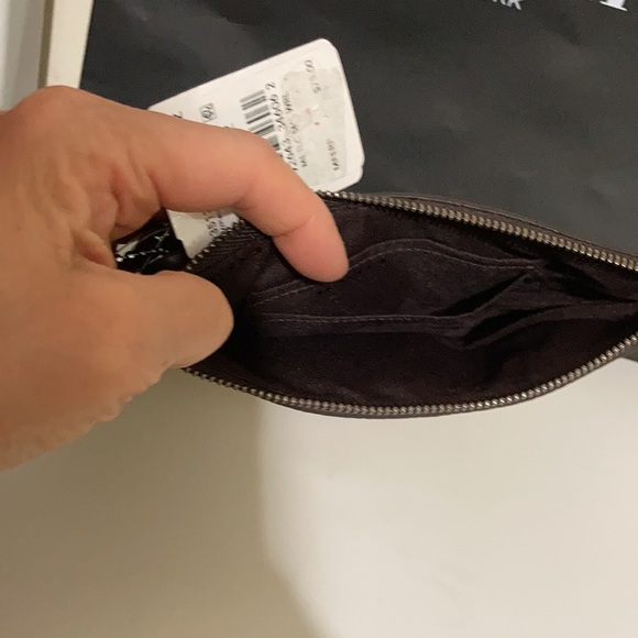 Coach Sm wristlet in polished leather - Picture 5 of 9